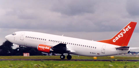 737 G-EZYI (c) Ruud Leeuw