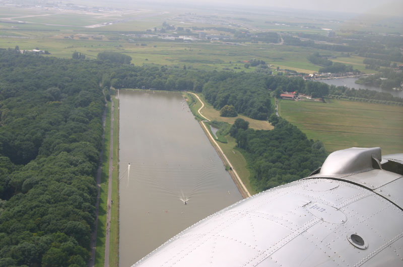 Scenic flight DC-3 PH-DDZ (2005)