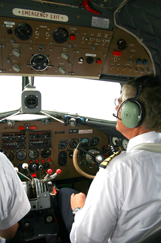 Scenic flight DC-3 PH-DDZ (2005)