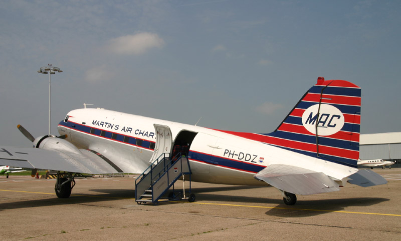 Scenic flight DC-3 PH-DDZ (2005)