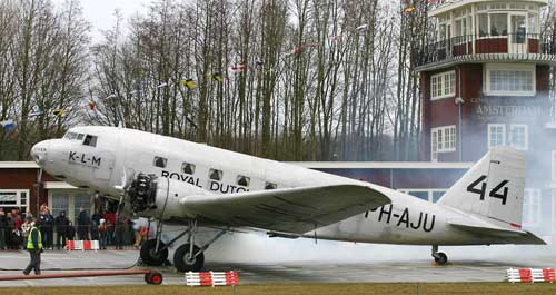 PH-AJU