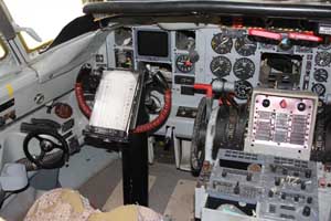 Cockpit lh-side
