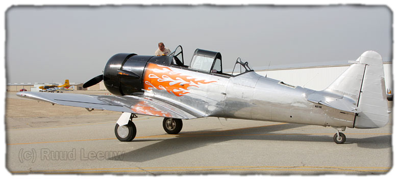 ジェーン・エア('44米) Hobby 2000 Brewster F2A Buffalo of 2LT Charles Kunz in 1/72
