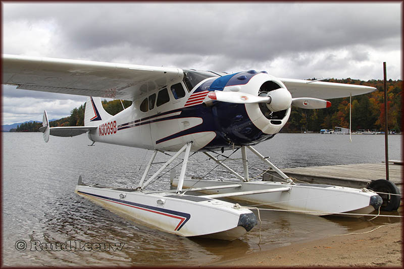 Cessna 195 N3069B