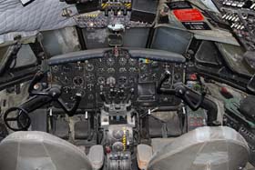 Click here for LARGE cockpit image