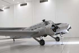 G-AKVW