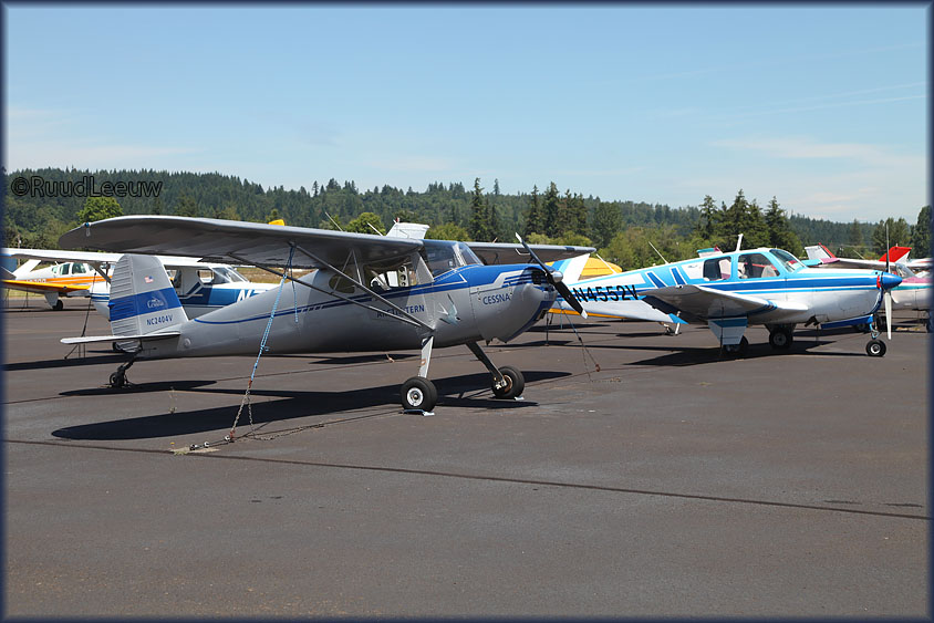 Cessna 140 NC2404V
