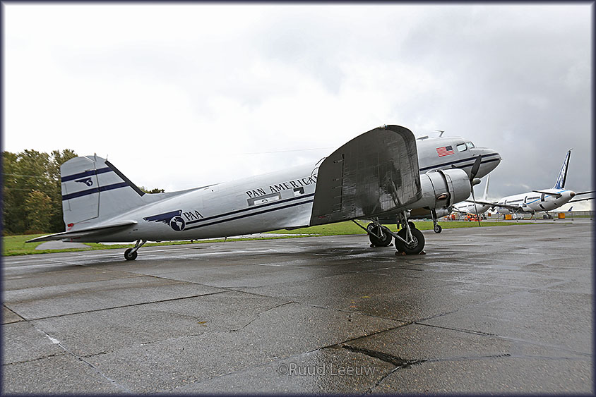 John T. Sessions'  Historic Flight Foundation (HFF) at Paine Field