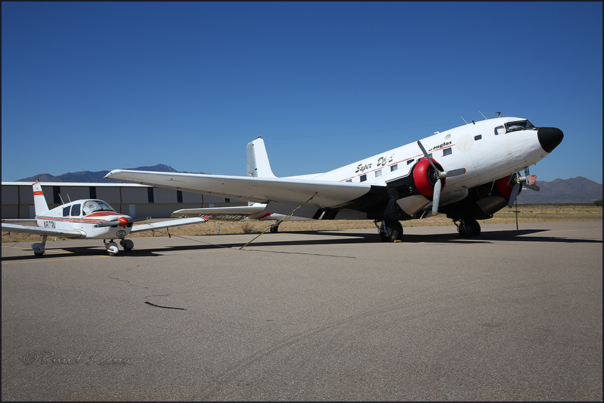C-117D N34AH
