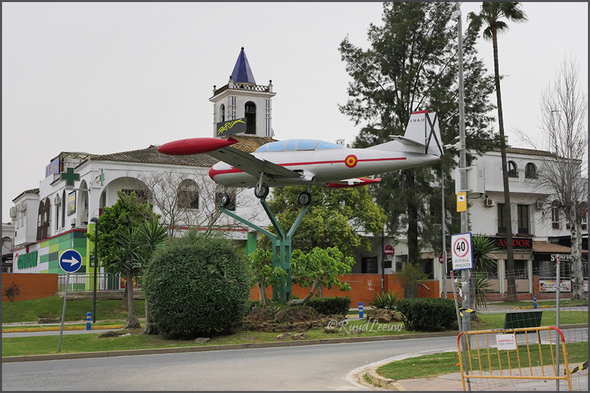 Hispano HA.200 Saeto E.14 A 17 (53-397) in Dos Hermanas (Sevilla)