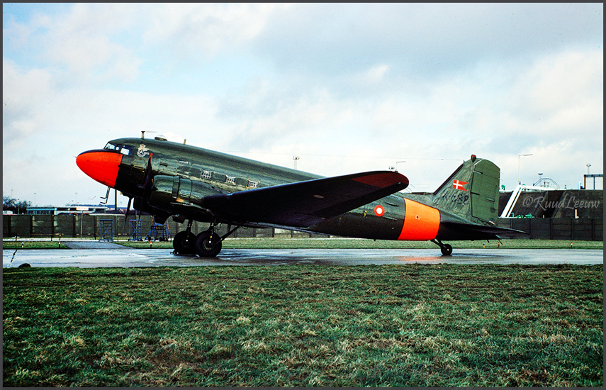 Propliners from my archive, copyright Ruud Leeuw