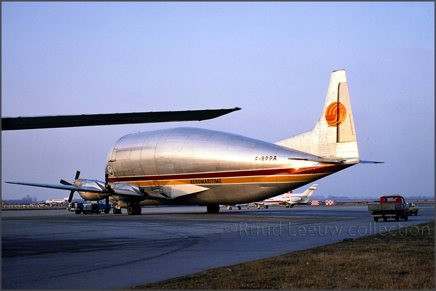 Propliners, scanned from Ruud Leeuw's archive