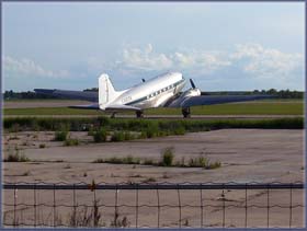 DC-3 CF-FTR