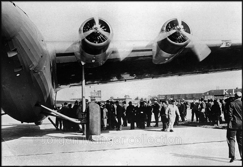 Aviation history at Amsterdam-Schiphol Airport