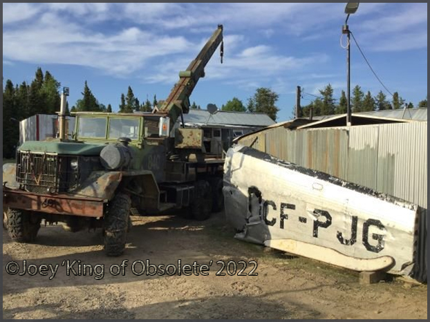 Wing of Beech 18 CF-PJG