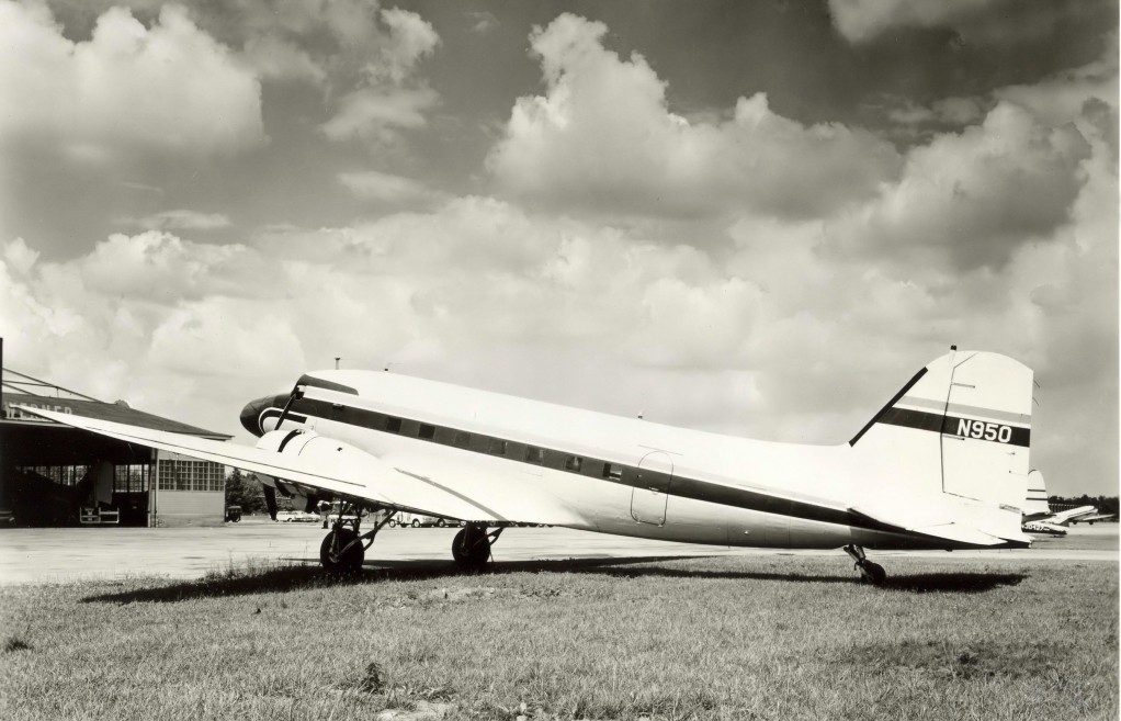 DC-3 N950 (msn 20475)