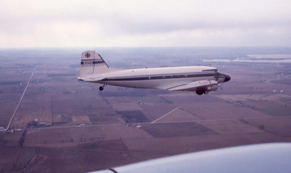 DC-3 N950