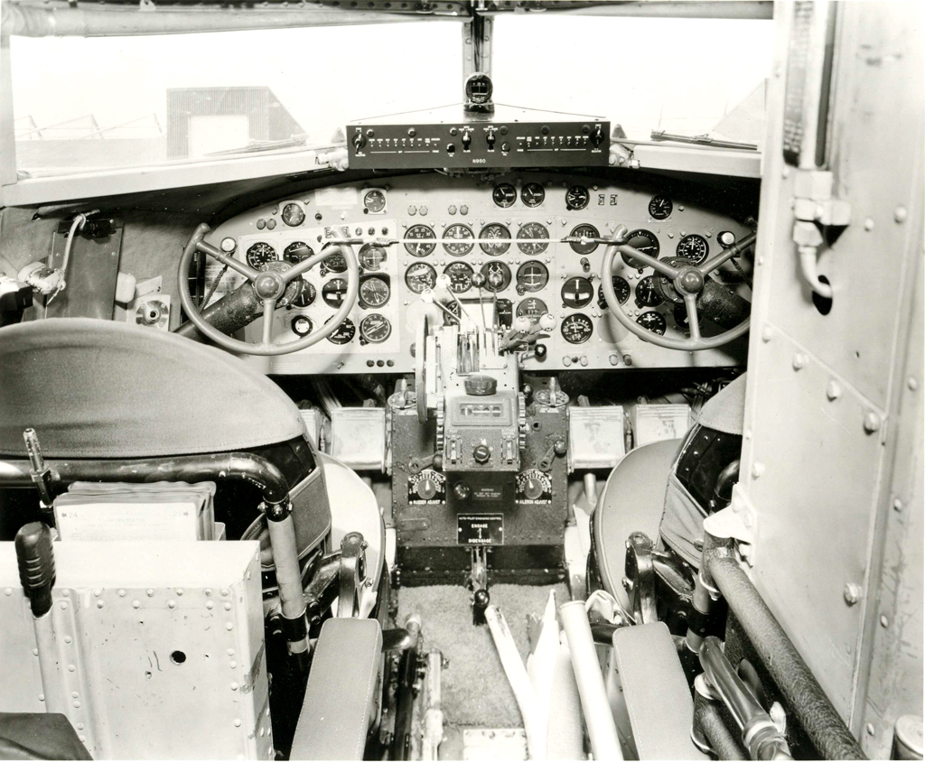 Cockpit of DC-3 N950