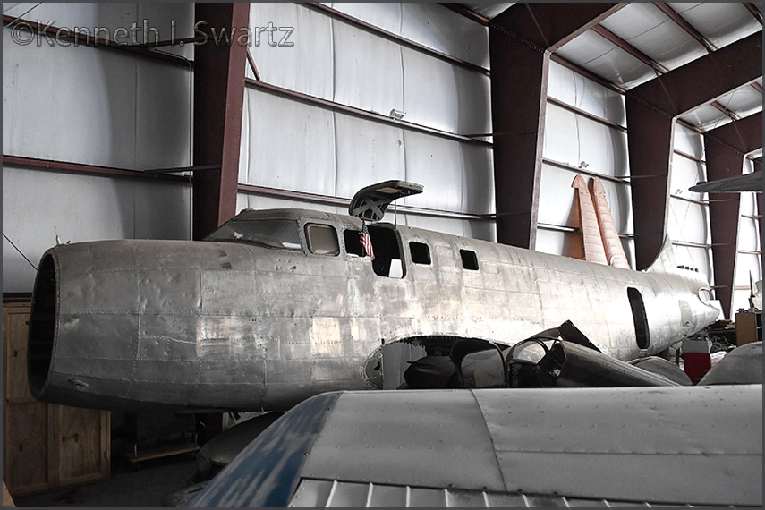 Douglas B-23