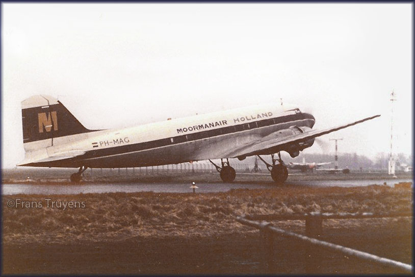 DC-3 PH-MAH Moormanair