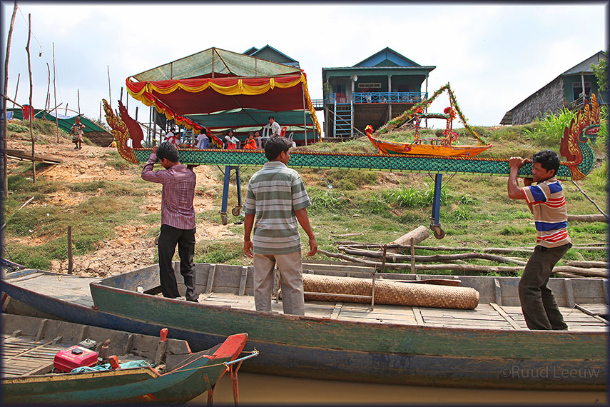 Kompong Phluk excursion, Cambodia 2013