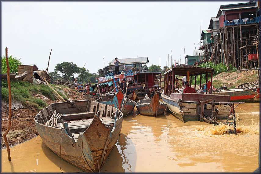 Kompong Phluk excursion, Cambodia 2013