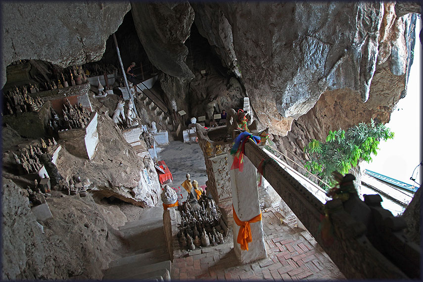 Pak Ou Caves excursion - LAOS
