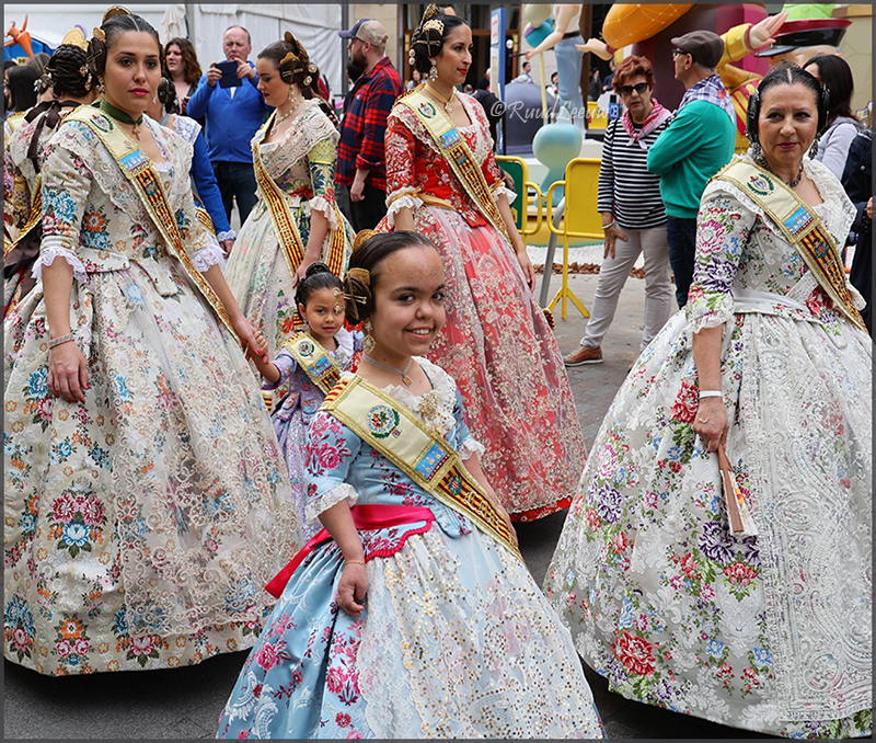 Fallas processions in Valencia, 2023 (Ruud Leeuw)