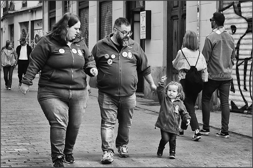 The streets of Valencia for streetphotography (3-3023)