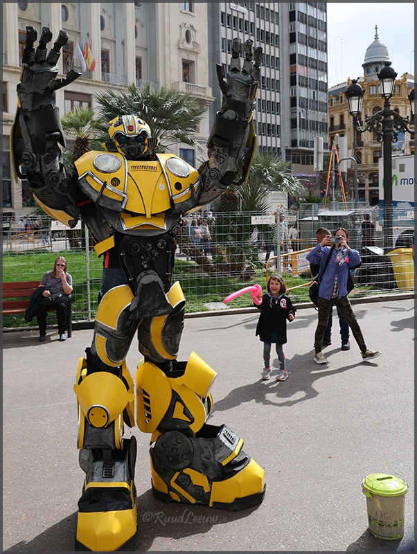 The streets of Valencia for streetphotography (3-3023)